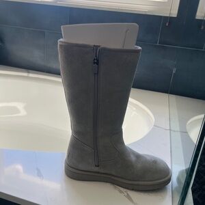 UGG W Alber Gray Boots